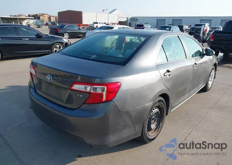2013 Toyota Camry L/Se/Le/Xle z USA, uszkodzony, nr VIN 4T4BF1FK9DR295170